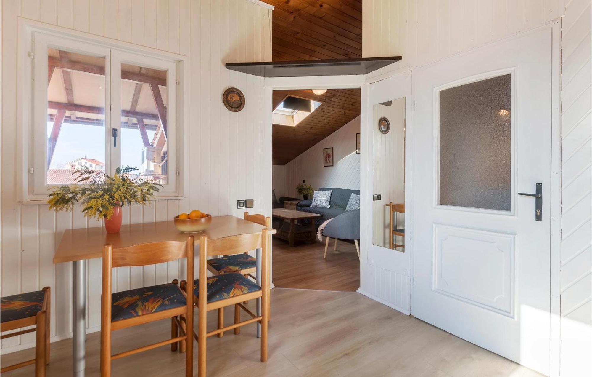 Pet Friendly Apartment In Fazana With Wifi Exterior photo